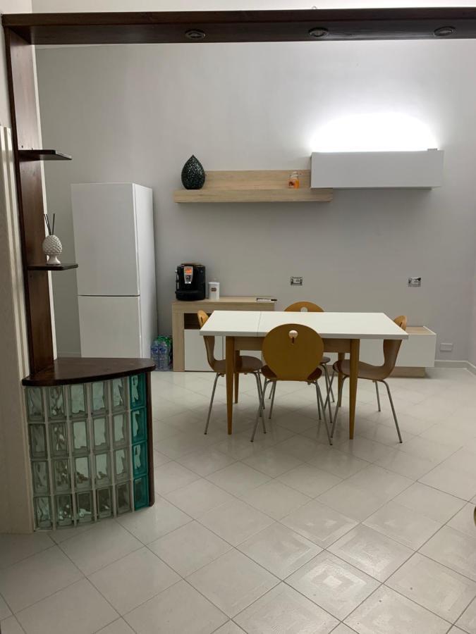 Domenica Rooms Лечче Екстер'єр фото