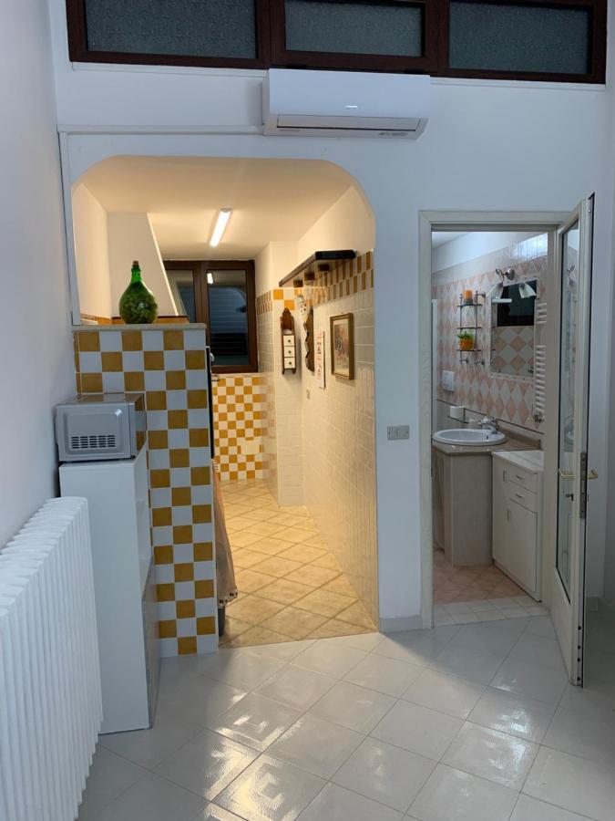Domenica Rooms Лечче Екстер'єр фото