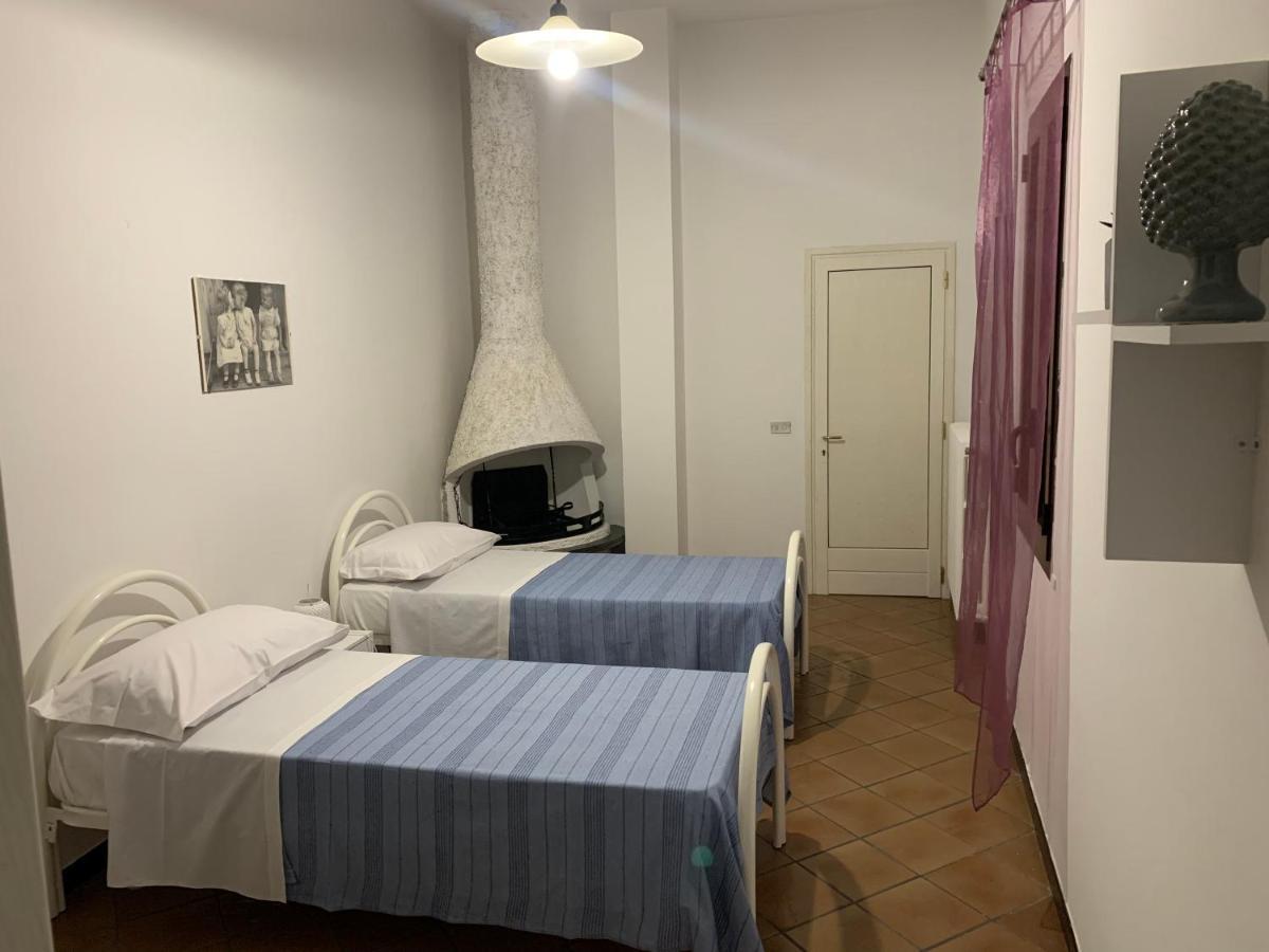 Domenica Rooms Лечче Екстер'єр фото